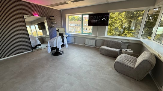 S1 Studio