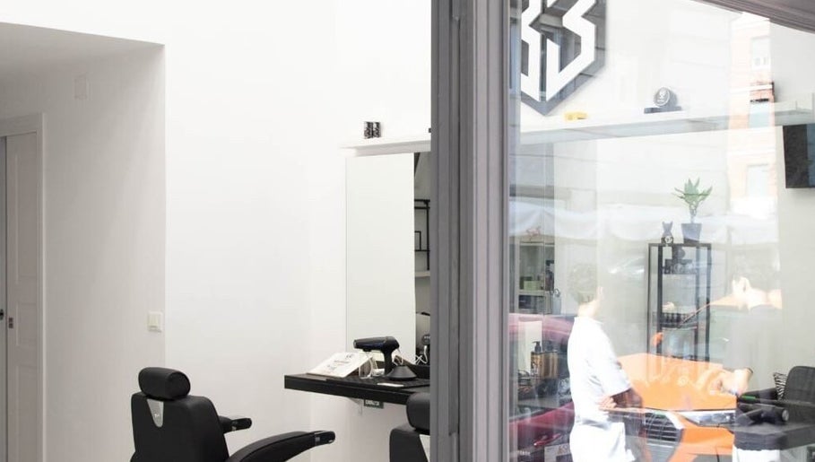 33 barber studio, bild 1