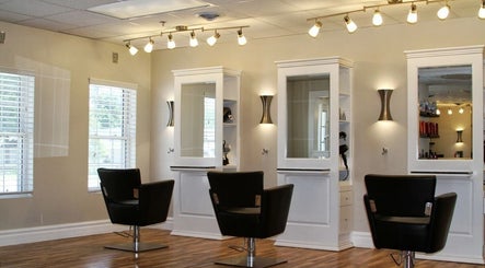 Hair by LORRI ( within Salon Trio ) imej 3