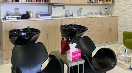 Madam Beauty Salon