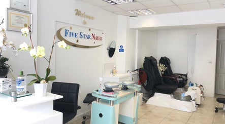 Five star nails wantage limited