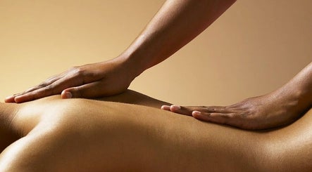 Happy World Spa image 2