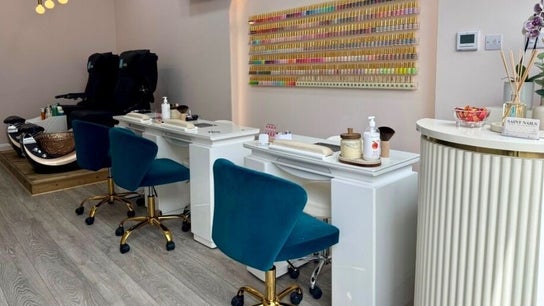 Saint Nails Caterham