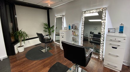 Elle Salon and Spa