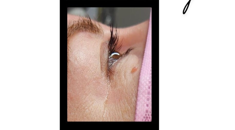 Extensión de pestañas en DA Lashes Studio, Mayagüez, Mayagüez, PR, destacando resultados naturales.