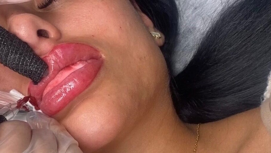 Close-up of lip treatment at LabtoLips in Halstead, England, GB. Enhancing lip beauty through skilled artistry.