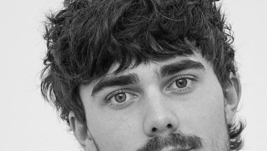 Ritzys - Mens Haircut Windsor, bilde 1
