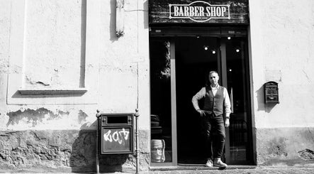 Maurizio Giardina Barber shop