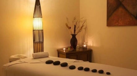 Royal spa imej 2