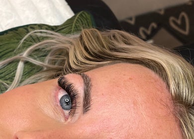 Close-up of styled eyelashes at Shedz_Beauty, Stoke-on-Trent, England, GB. Showcasing expert lash extension.
