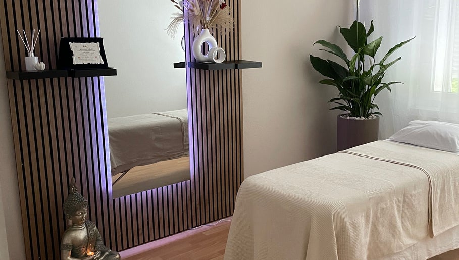 KS Aesthetic Massage изображение 1