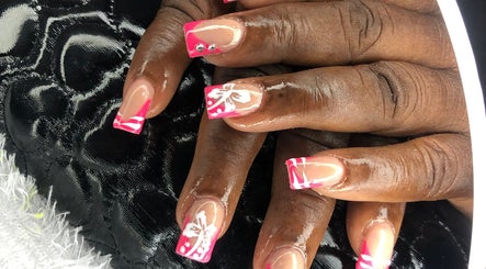 ArtisticArtsbyBarbie