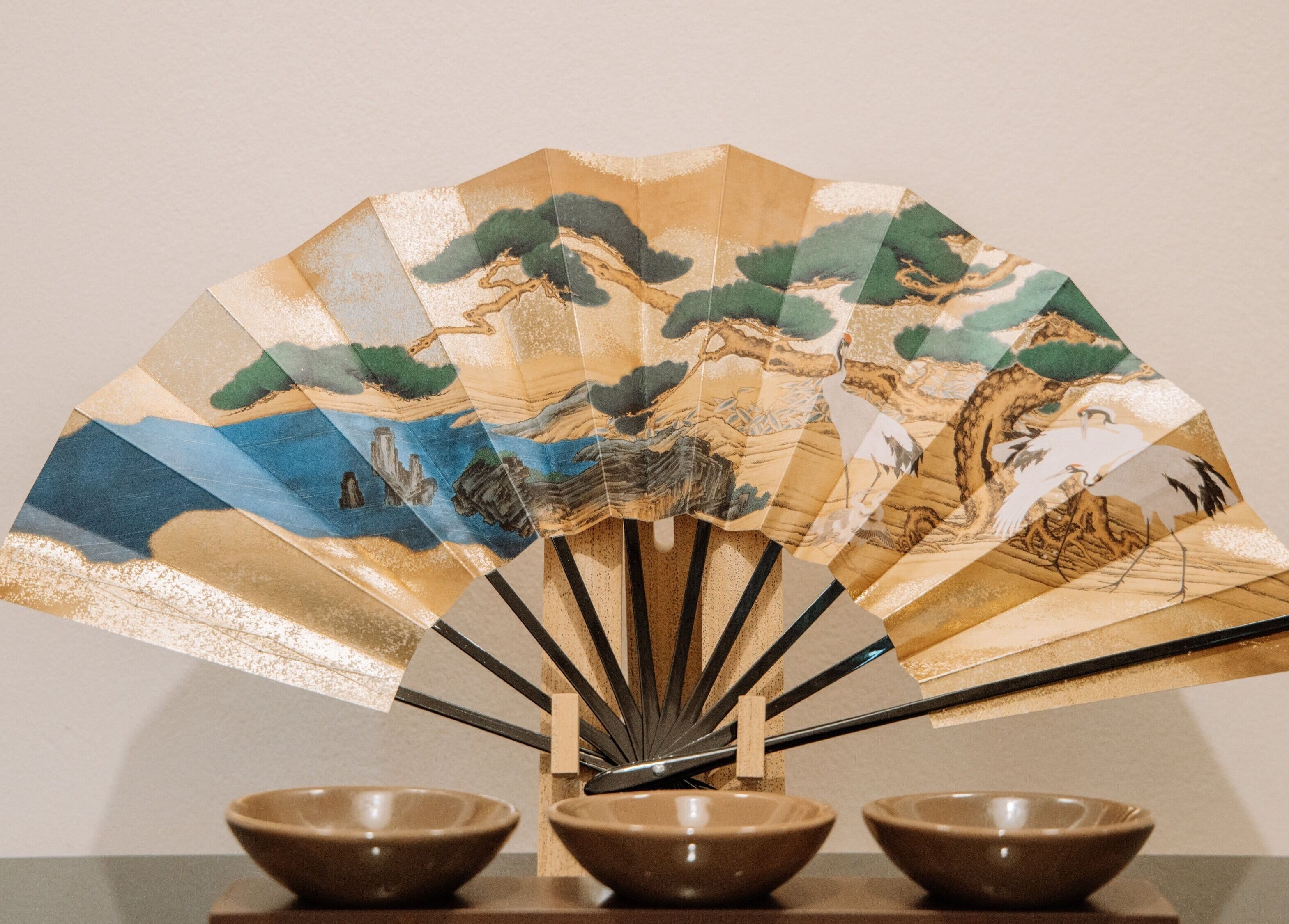 Decor tradițional japonez la Hanami Spa, București, București, RO, evidențiind o estetică elegantă.