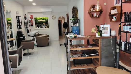 Peluqueria y Estetica Paris
