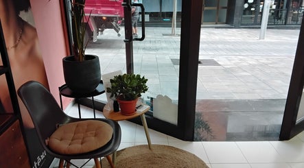 صورة Peluqueria y Estetica Paris 3