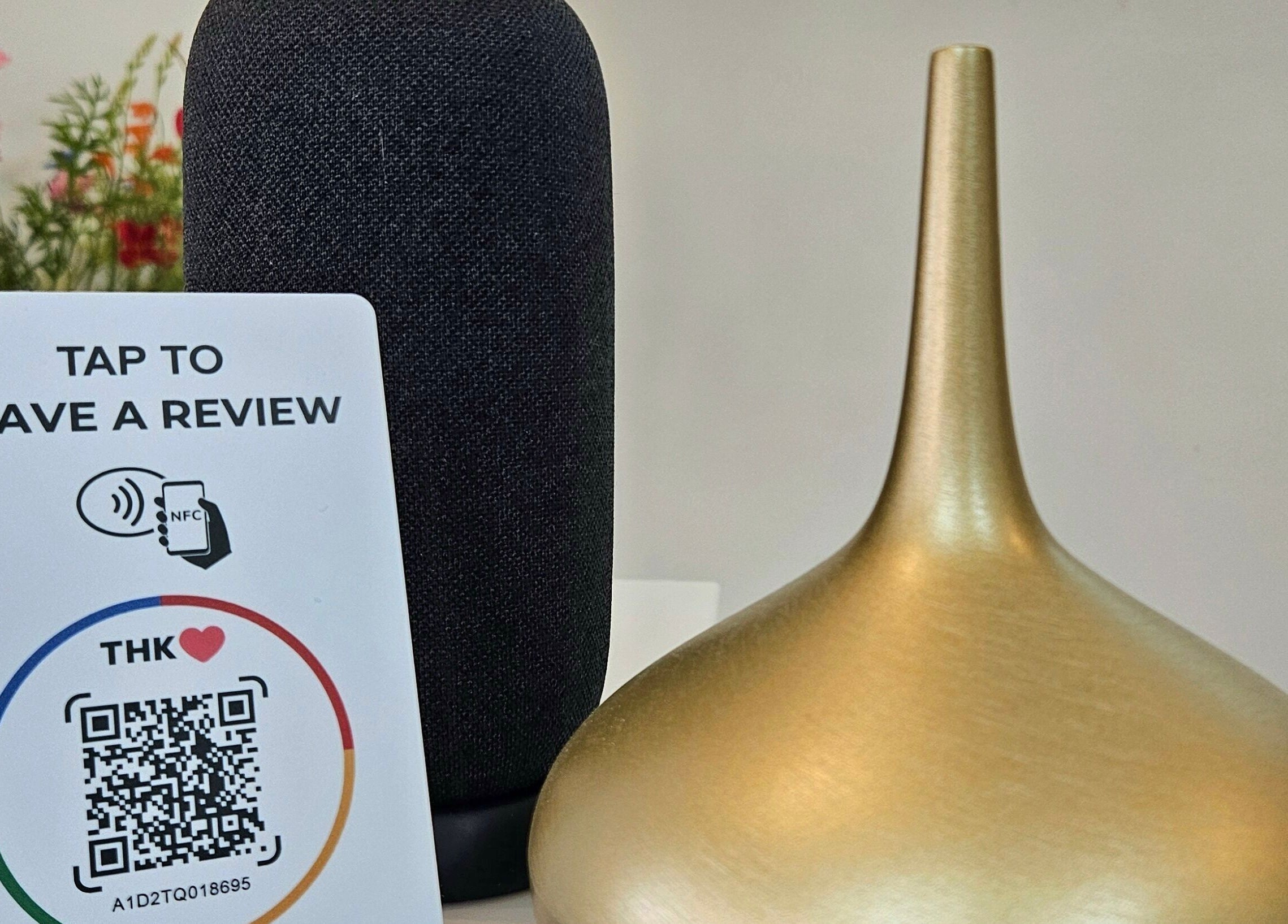 Stijlvolle recensiekaart en decor bij Skin & Lifting Nouna, Veghel, Noord-brabant, NL.