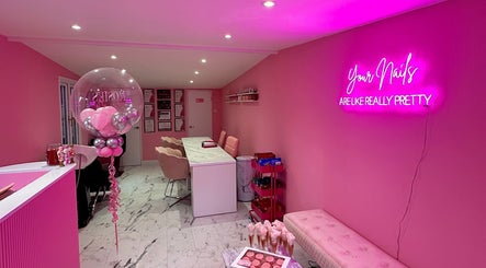 Rosie’s Beauty Bar