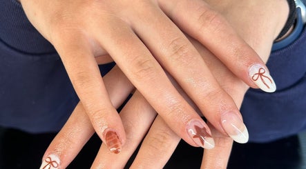 Image de Lunula Nail Co. 3