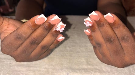 Nailsemporium268