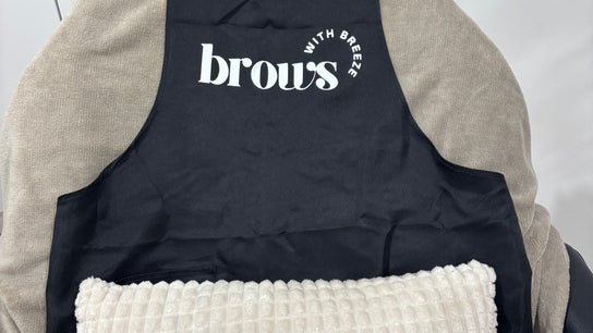 Brows With Breeze