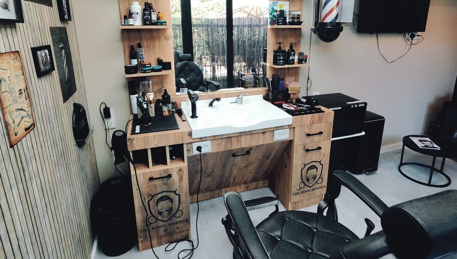 Immagine 1, The Koog Barber