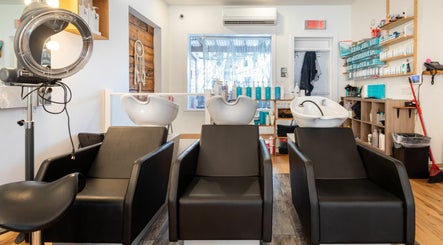 Revolution Hair Studio | St-Henri obrázek 2