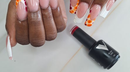 Lizzynailbar1 obrázek 2