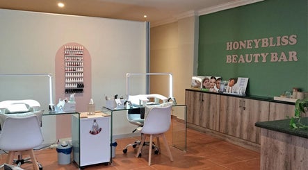 Honey Bliss Beauty Bar