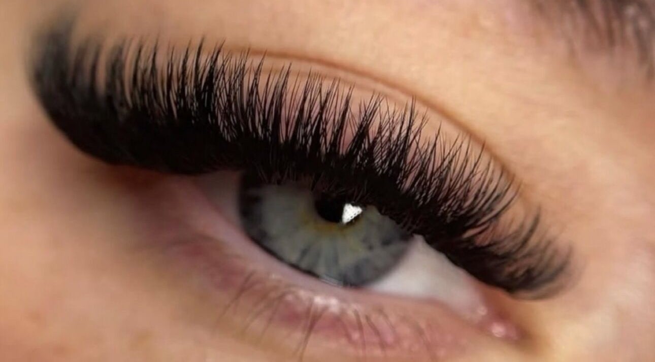 Close-up of lush eyelash extensions at Luxe Beauty in Portsmouth, England, GB.
