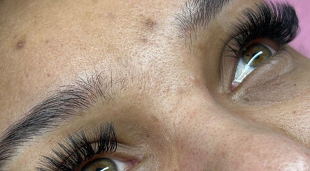 Close-up of expertly styled lashes at Glow Up Beauty Lounge by Rei, Fort Meade, Maryland, US.