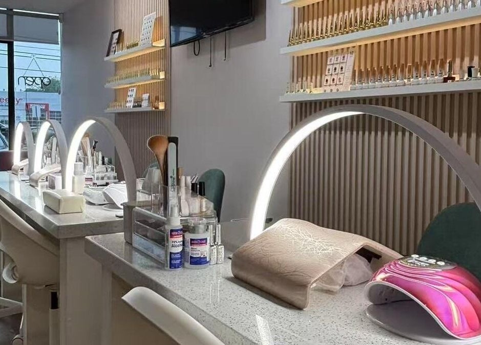 Modern nail station at Zoey Beauty Bar in Mississauga, Ontario, CA showcasing elegant salon design.