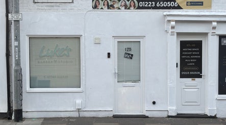 Alfie  (Luke’s Studio) imej 3