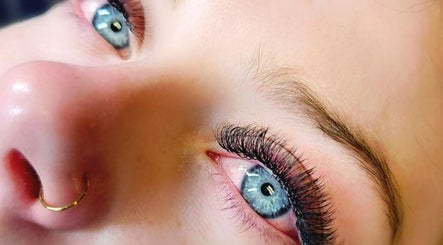 The LASH Co. image 3