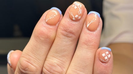 Nail by artimis