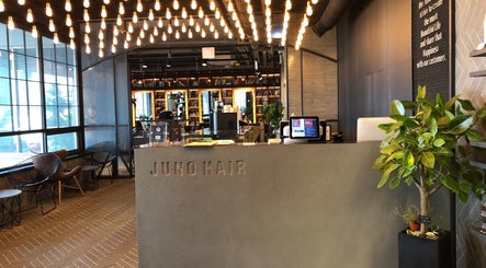 준오헤어 홍대입구역점 (JUNOHAIR hongdae station)