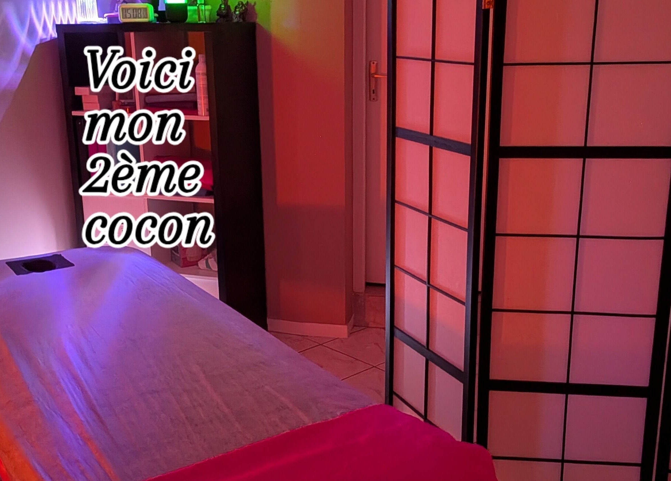 Salle de massage apaisante à Douce Heure & Evasion, Besançon, Bourgogne-franche-comté, FR.