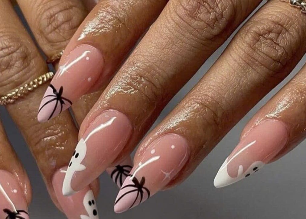 Stylish tropical nail art at Pro Nails Salon, Winnipeg, Manitoba, CA showcasing elegant designs.