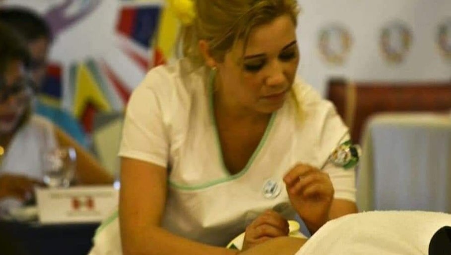 Immagine 1, Clari Santos terapias del dolor y bienestar