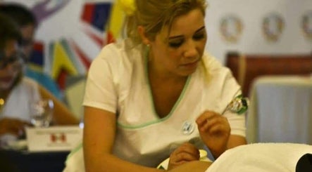 Clari Santos terapias del dolor y bienestar
