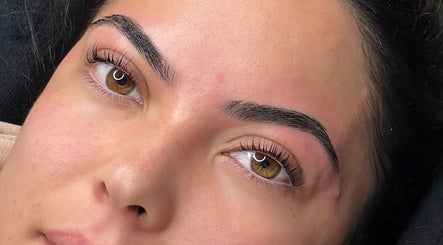 CM Beauty Label imej 2