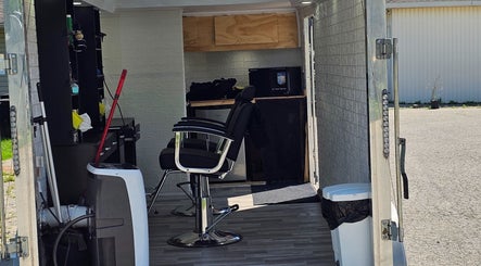 Mefalani Mobile Barbershop
