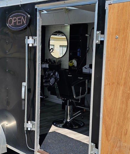 Mefalani Mobile Barbershop Bild 2