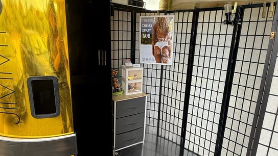 Peak Your Physique Spray Tanning