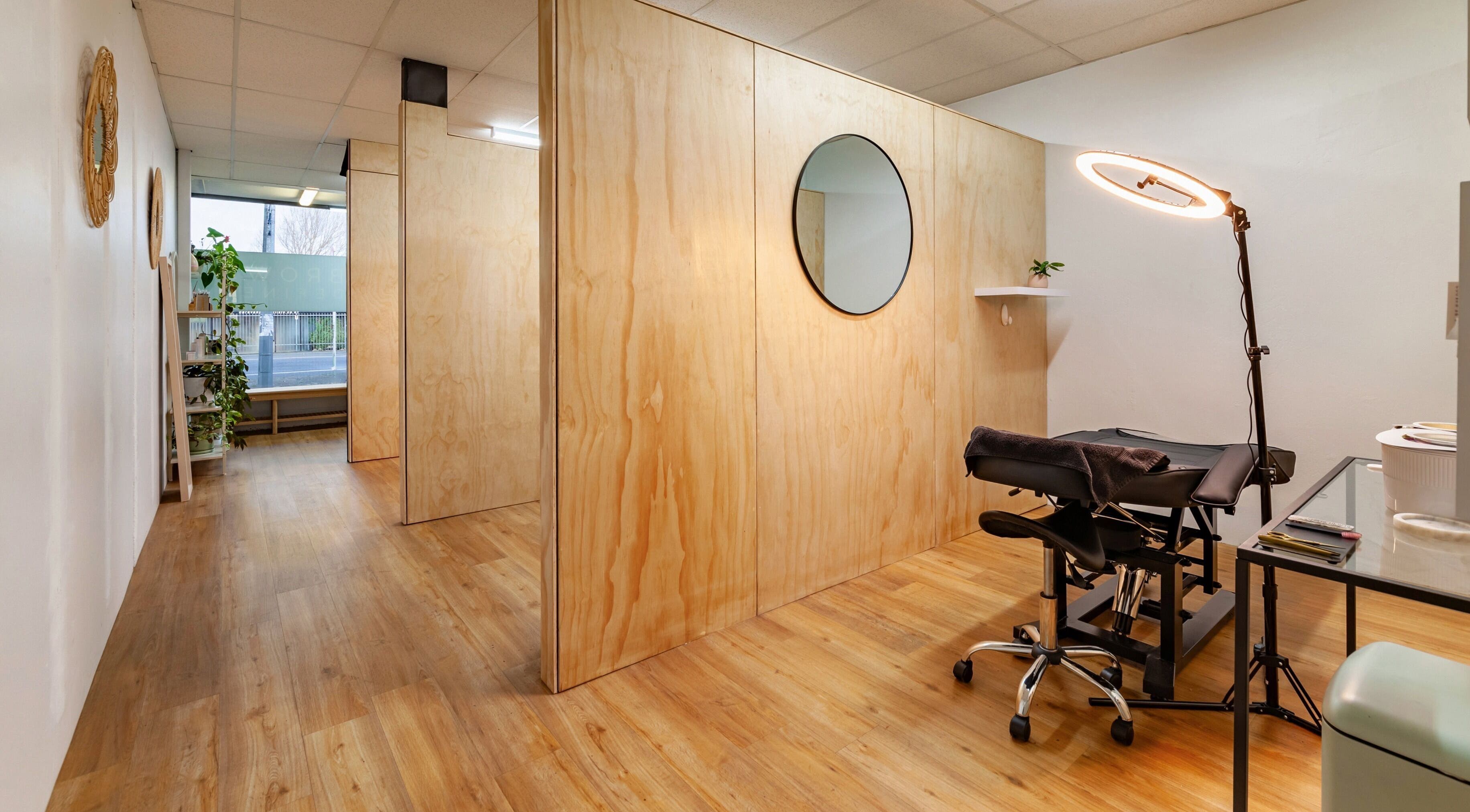 Welcoming interior of Brows Defined in Christchurch, Waitaha, NZ showcasing a peaceful and professional studio.