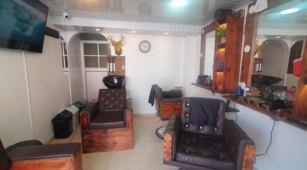 Hình ảnh 2 của Club del alpha