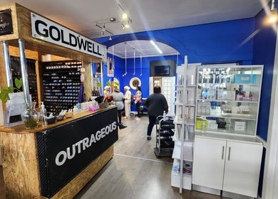Interior of Blu Gel Hair Studio in Pietermaritzburg, Kwazulu-natal, ZA showcasing chic decor and welcoming ambiance.