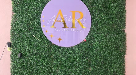 Ale Lash Studio
