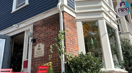 Flipp Salon and Apothecary