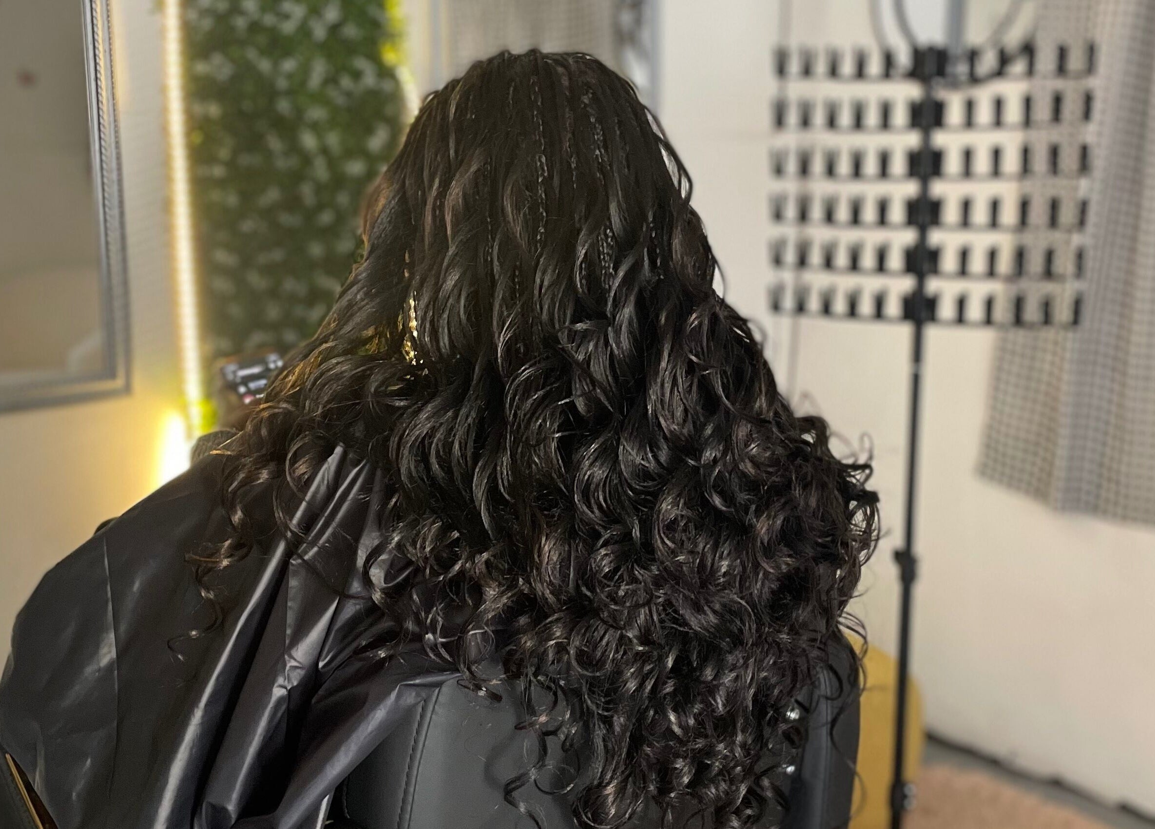 Luxurious curls styled at Sphiwe Beauty Studio, Pretoria, Gauteng, ZA. Experience elegance and care.