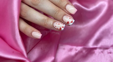 Beauty by Gracie imej 2